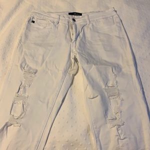 KanCan white distressed skinny Jean size 13